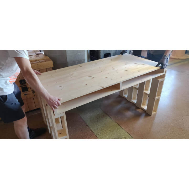 Palettenschreibtisch